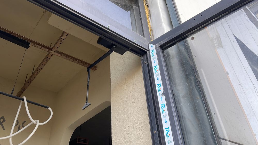 Ремонт окон и дверей