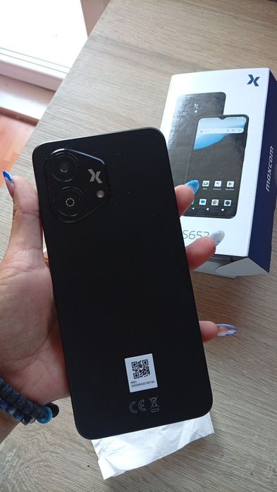 Urgent Telefon Maxcom