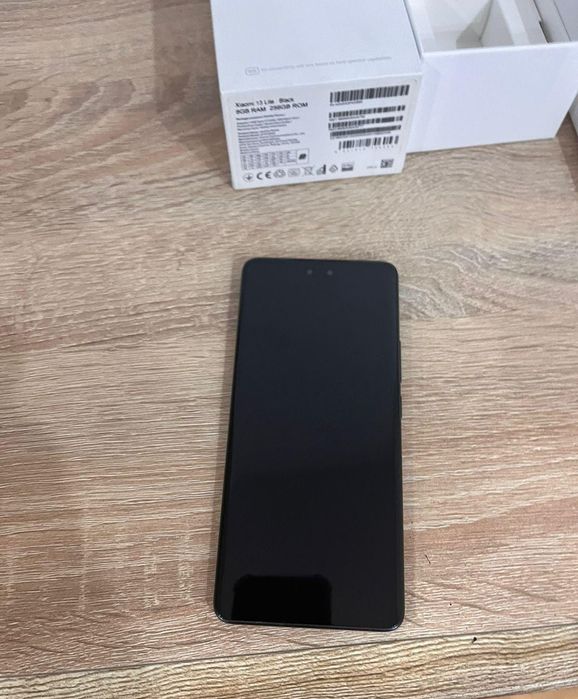 Xiaomi 13 lite 8+8 / 256