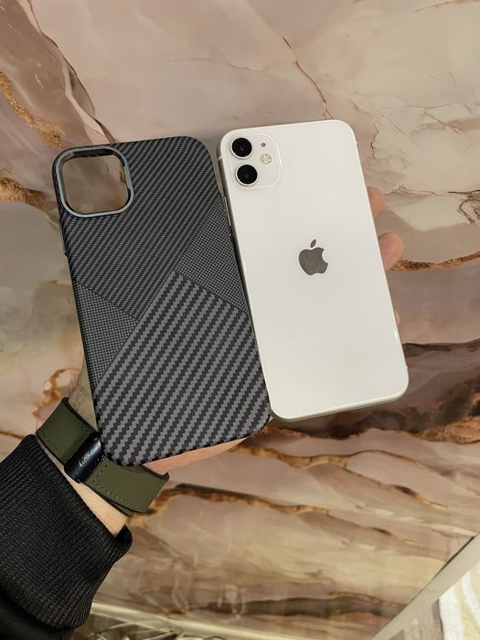 Продам телефон айфон 11 128Gb