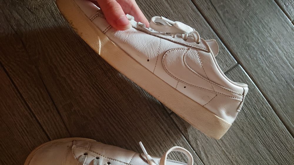 Adidasi Nike originali