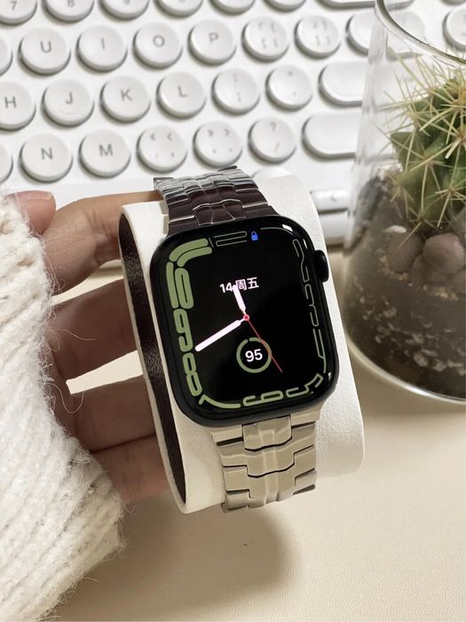 Верижка от неръждаема стомана за Apple Watch ULTRA/SE/11/10/9/8/7/6