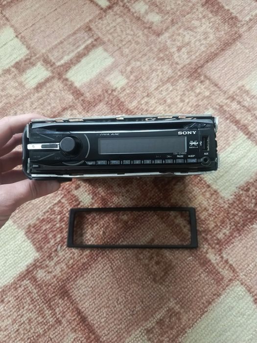 Магнитофон sony!!!