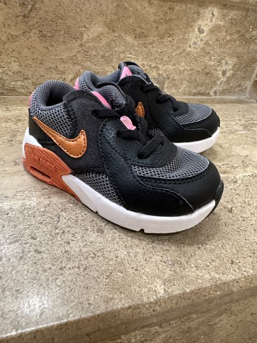 Детски маратонки Nike Air Max 22