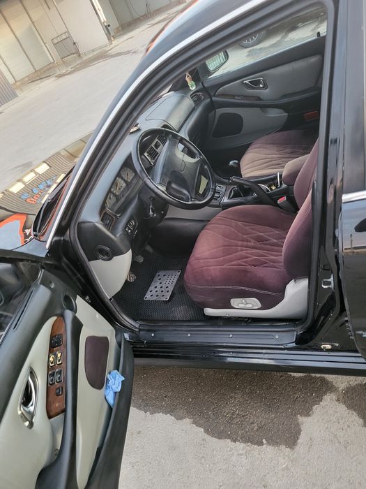 Митсубиси сигма  1996 год