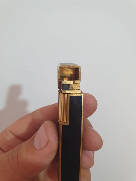 Bricheta placata cu aur