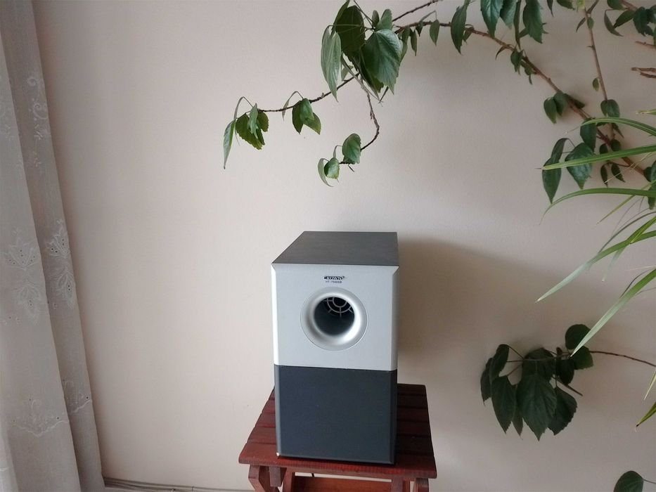 "CROWN  H -T 7500SB"   "5€"Перфектно с-ние!