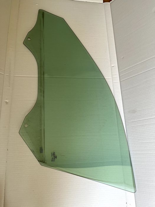 Комплект предни странични стъкла оригинални Audi A6 C8 2022-25 година.