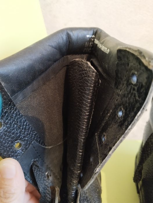 Продам осенние берцы