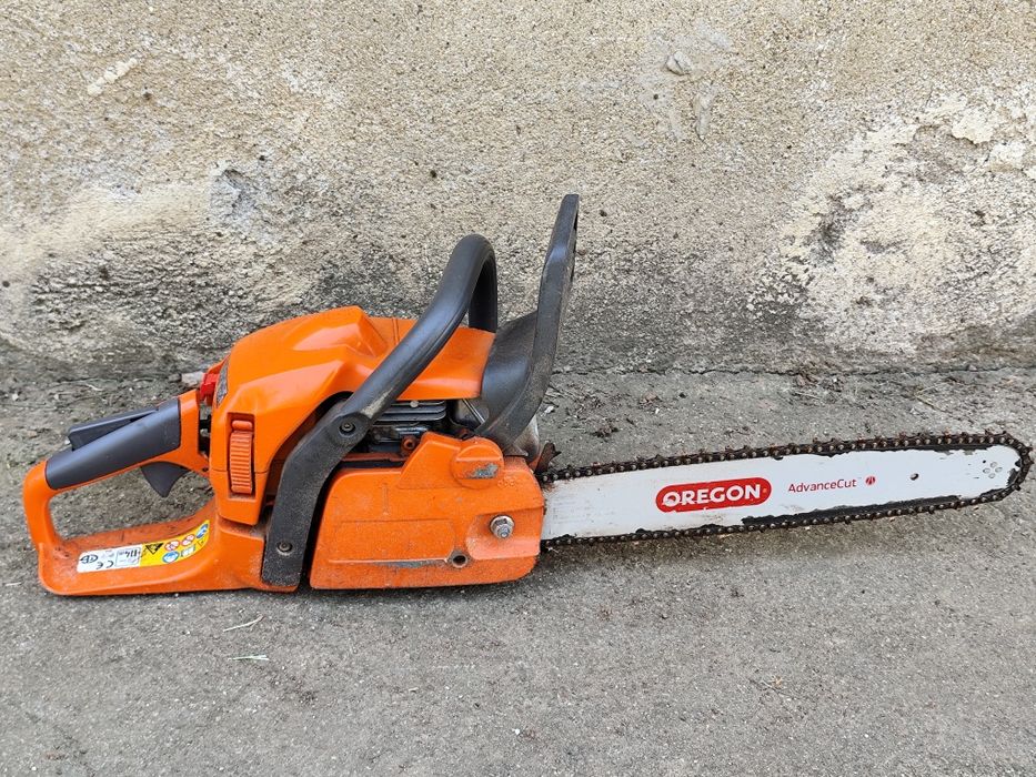 Продавам резачка хутсварна 440.