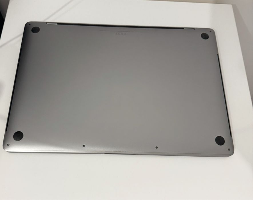 Macbook Pro 16" 2019 - Intel i9 - Touchbar - 512Gb SSD - 16gb