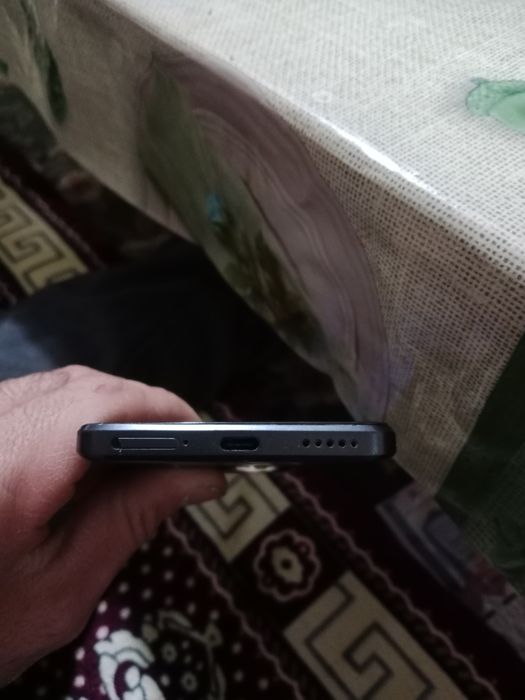 HUAWEI nova 12i сотилади ахволи яхши ишлаши яхши память 128г симка