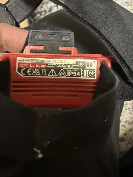 Milwaukee lanterna pentru casca reincarcabila