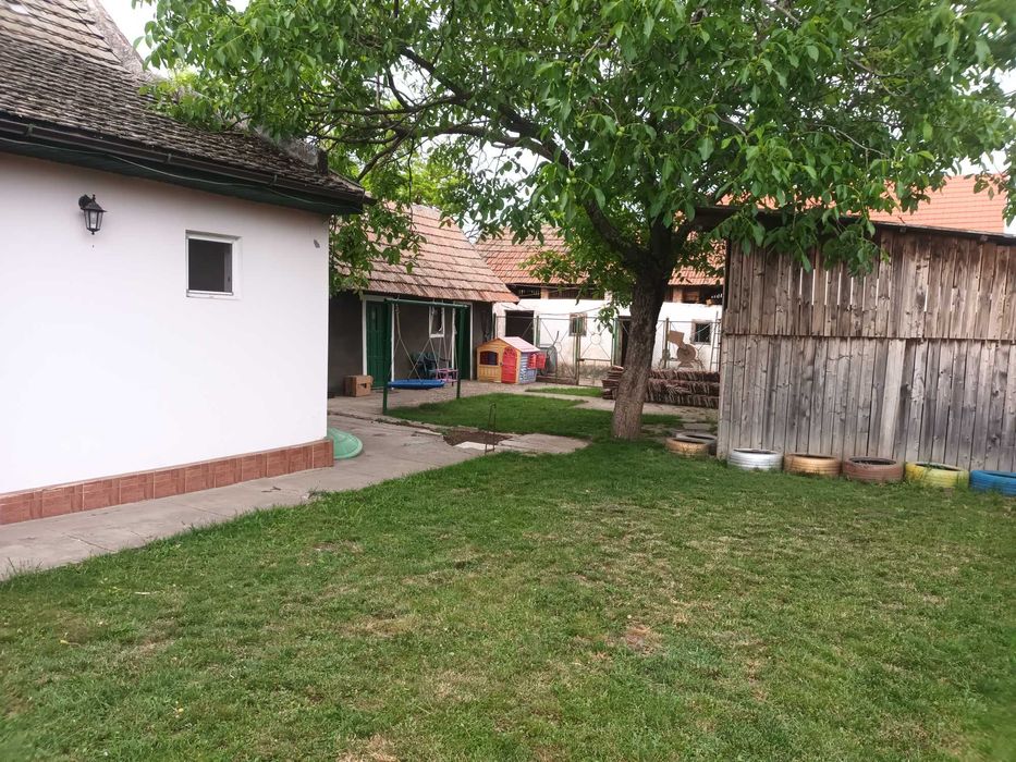 Vând casă veche!