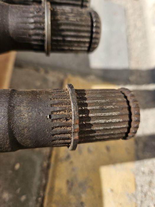 Полуоски за Toyota 70