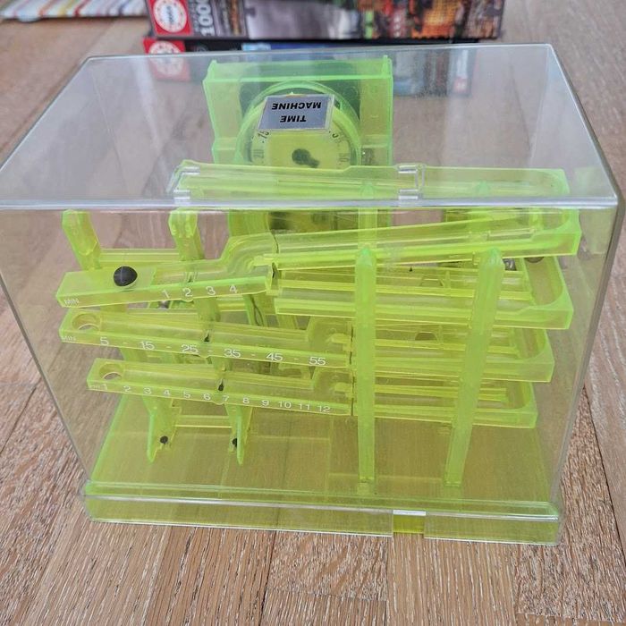 Huzzle Puzzle, Детски книги 8+ и енциклопедии, Магнитен конструктур