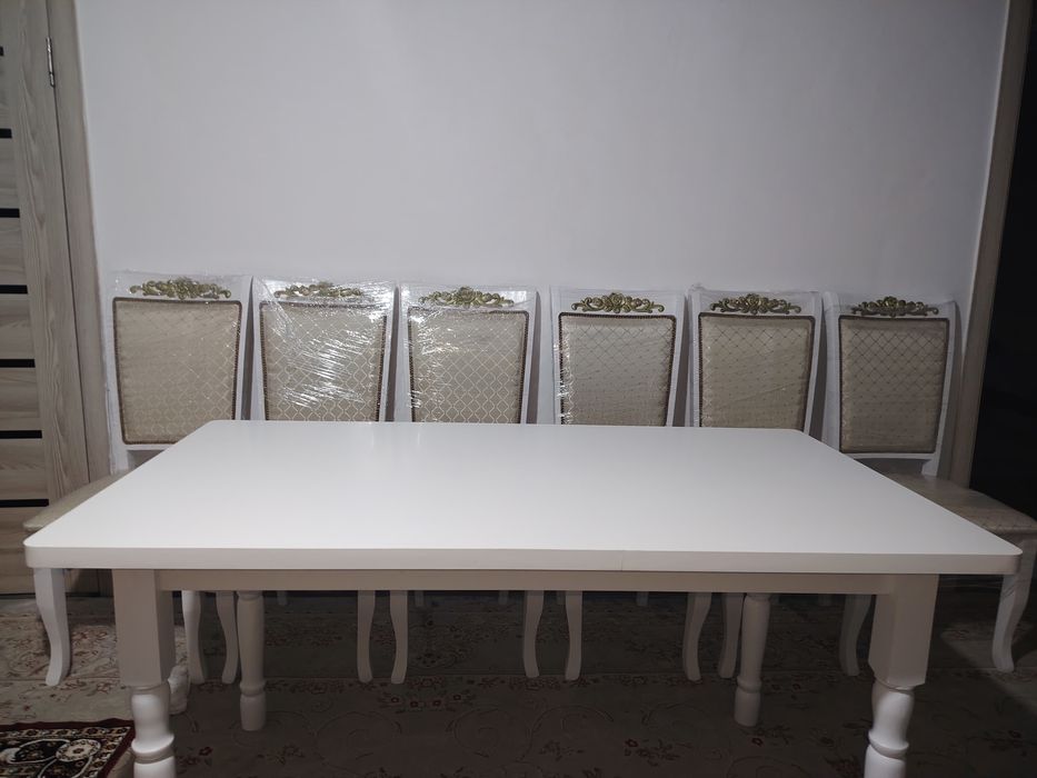 Продам стол со стульями