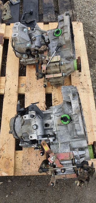 Cutie viteze Golf 4/Octavia 1/Seat 1.4 benzină 02K301107J 5+1 Trepte