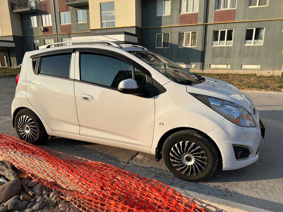 Спарк сотилади ранги ок 2021 йил салондан чиккан