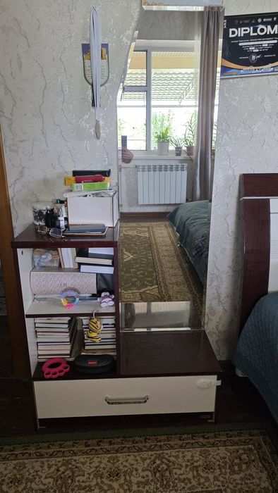 Продается спальный гарнитур
