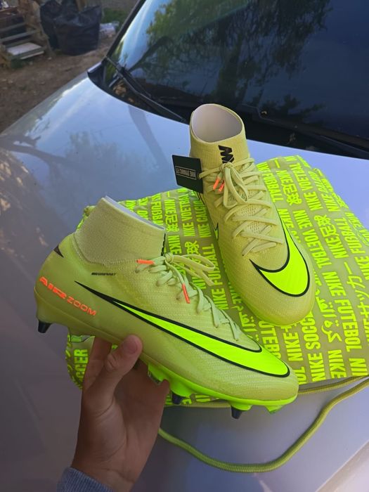 WTS Ghete de Fotbal Nike Mercurial Superfly 10 Elite Limelight Hyper Crimson SG-PRO mărimea: 41