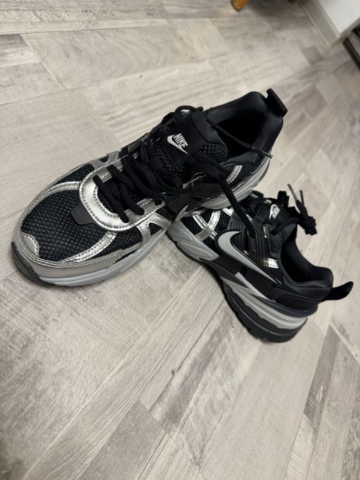 Nike V2K Run, marime 40