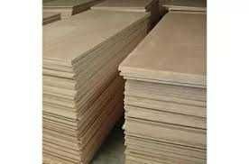 Фанеры разное обычная и ламинированная