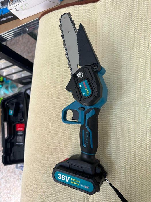 Акумулаторен Трион за Клони WERSTIL 36V 8Ah верижна резачка