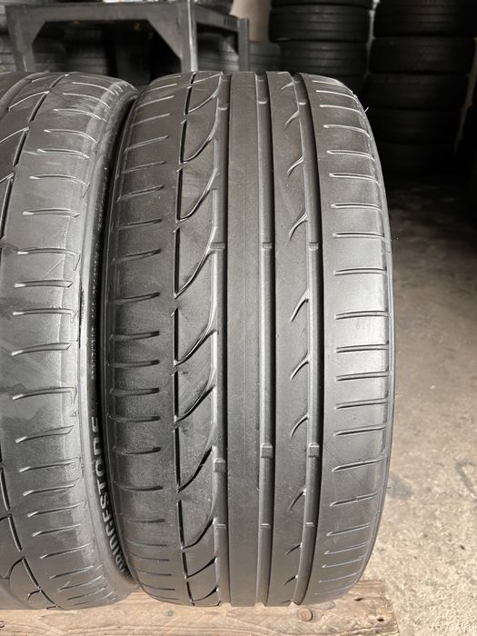 2 anvelope vara 235/40/19 , Bridgestone !