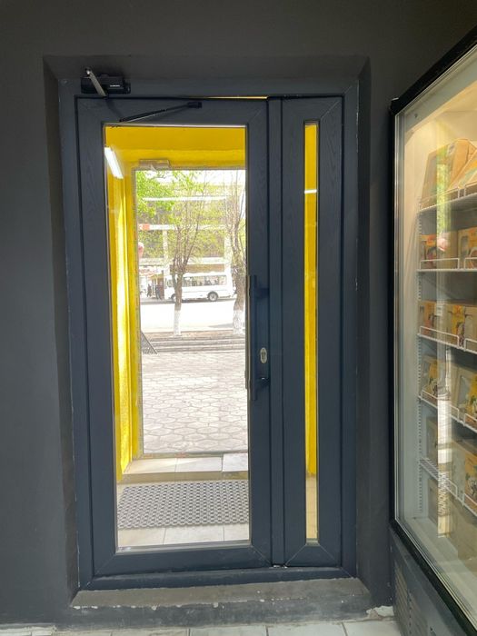 Двери входные новые