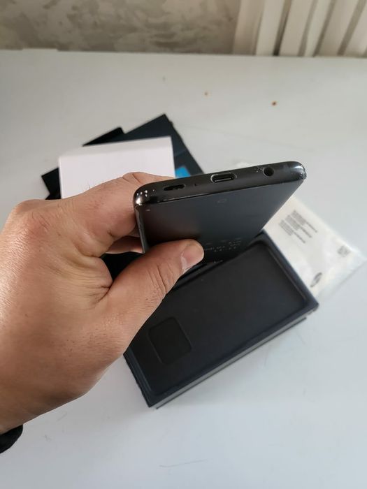 Продам  samsung S9 64gb