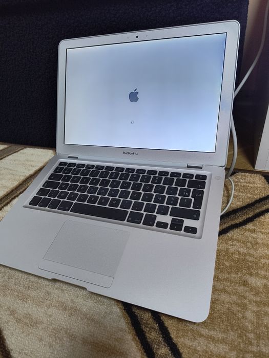 MacBook Air за части