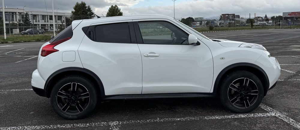 Cumpără-i ceva frumos si trainic! Ia-o p’asta!