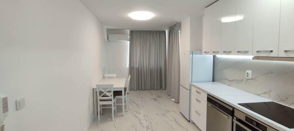 Дава се под наем Двустаен апартамент в Пловдив, Христо Смирненски - 40 кв.м за 410 € - Снимка #1