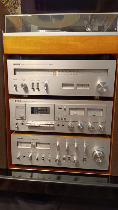 Ямаха -винтажный комплект.