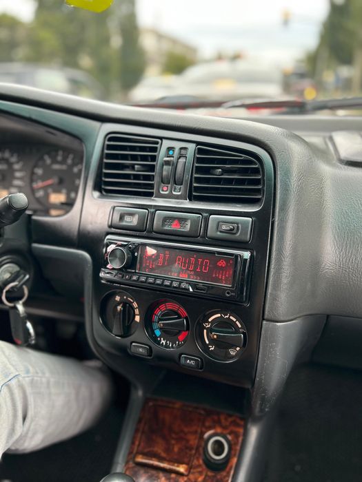 Nissan Primera P11
