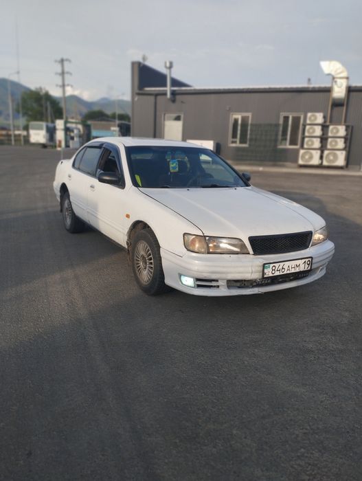 Продам срочно ниссан максима