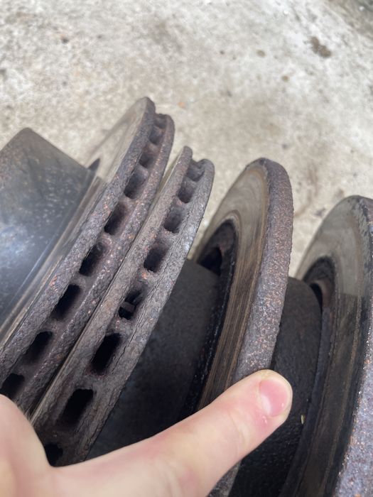 Discuri BMW seria 3 e 90 2007