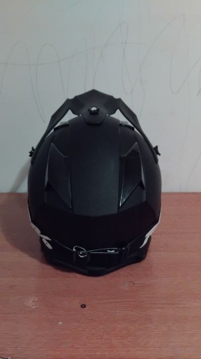 Vând cască enduro!!