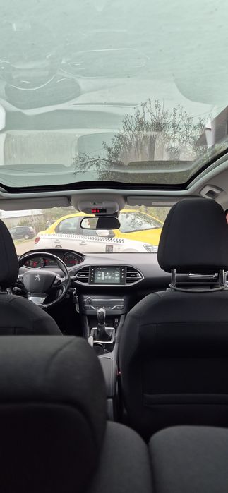 Peugeot 308 1.2 turbo benzina