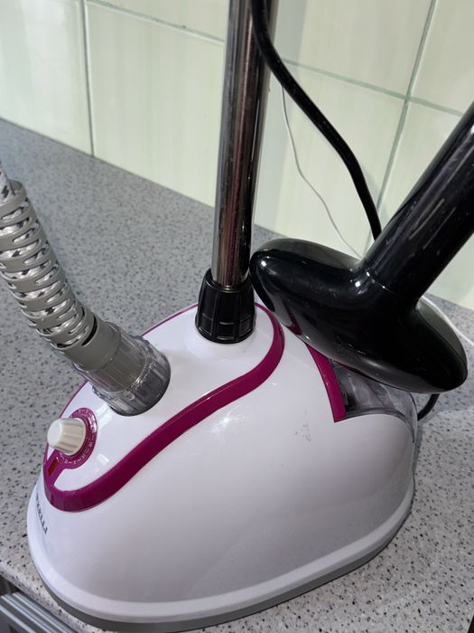 Отпариватель в хорошем состоянии