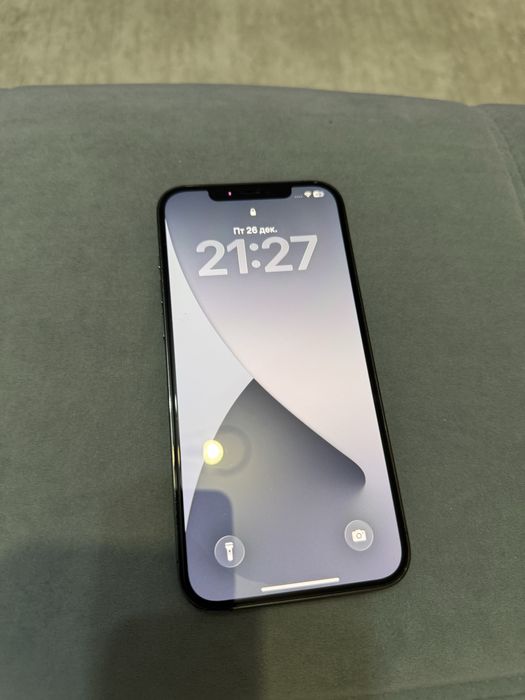 Продам айфон 12  про макс 256 гб