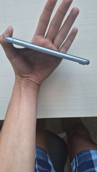 iPhone XR albastru baterie 100%