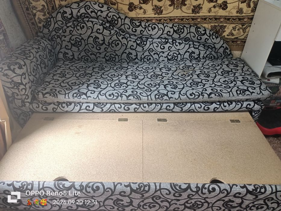 Продам диван б/у