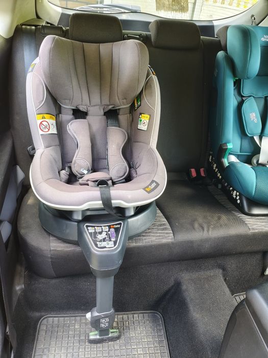 Scaun auto BeSafe iZi Turn i-Size, ISOFIX, rotativ 360°, 61-105 cm, stare foarte bună