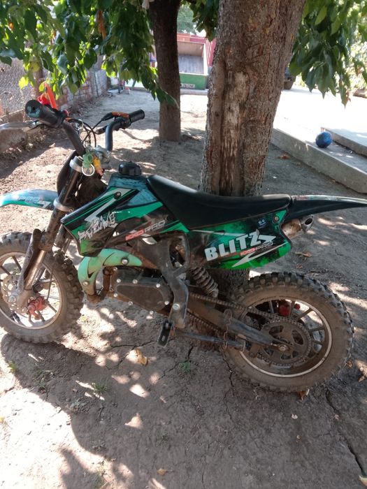 Vand cross 49cc kxd fac si schimb!!