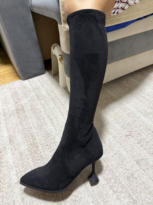 Продам сапоги новые.