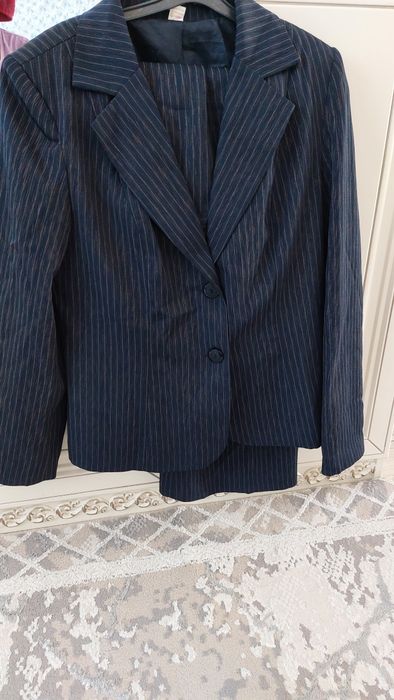 Одежда тройка костюм, юбка, брюки