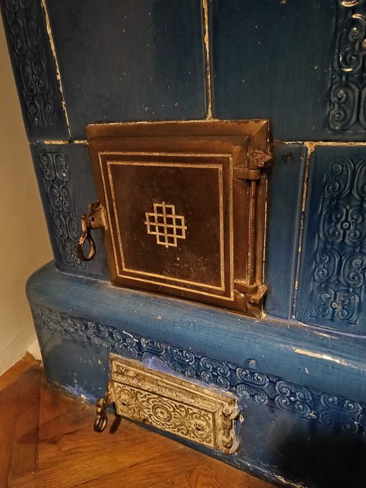 Vand soba de teracota albastra pe gaz