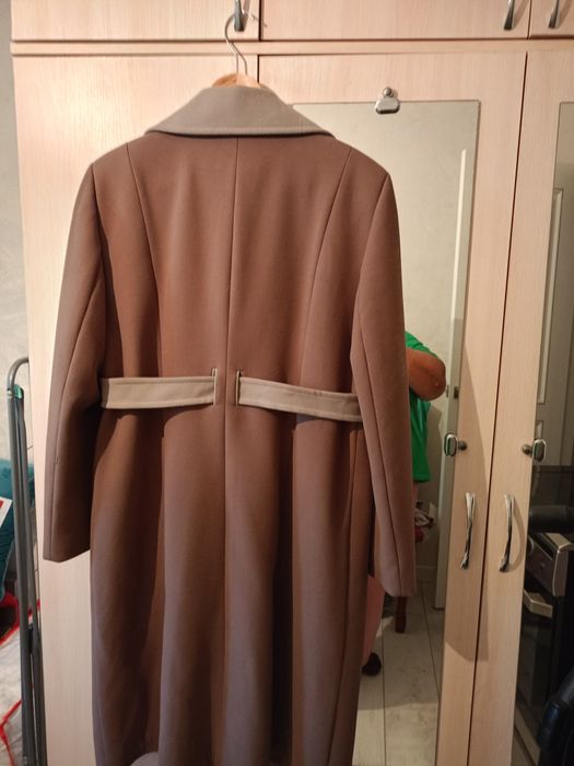 Продаётся пальто